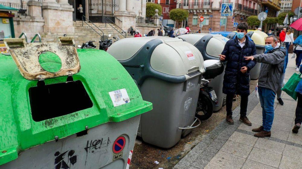  El PSOE solicita contenedores para recoger materia orgnica y reducir a la mitad la basura urbana no aprovechada