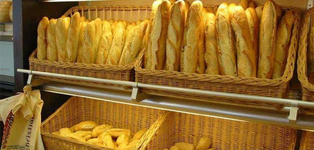 Panaderos sealan a los molineros por aumento del pan