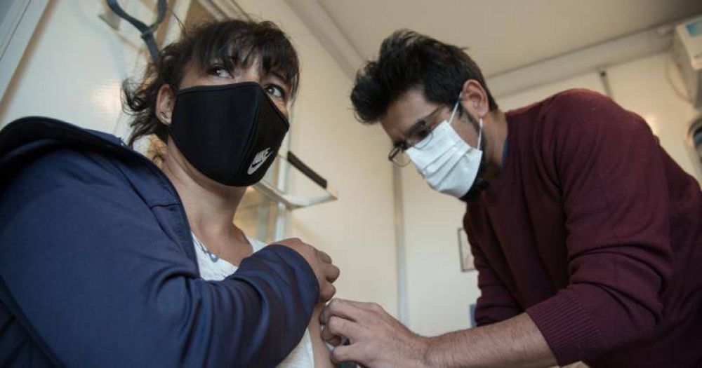 Vacunan en Lomas a trabajadores de la Cuenca Matanza Riachuelo