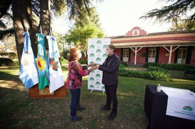 Ascendieron a profesionales de la salud en Echeverr�a