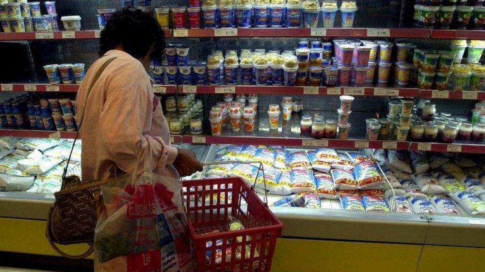 La interna oficial por la inflacin: en medio de suba de precios, el Gobierno autoriz aumentos de hasta 8% en ms de 30 productos de consumo masivo