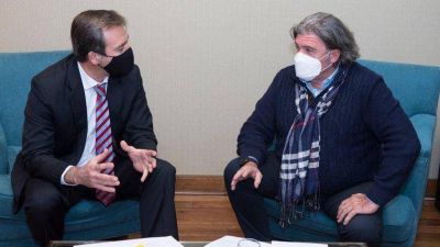 Debate insostenible en el pico de la pandemia y falta de votos: doble costo para el Gobierno por su ofensiva sobre los fiscales
