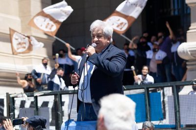 Piumato reactiva las protestas por el primer tramo de la pauta salarial 2021