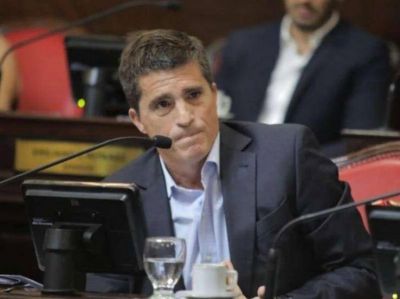 Senador provincial PRO, internado tras dar positivo de Covid