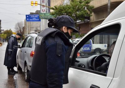 Advierten que quienes no est�n habilitados para circular ser�n �plausibles de una causa judicial�