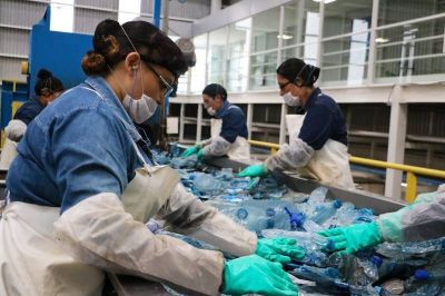 La industria mexicana de Coca-Cola a favor del desarrollo sostenible