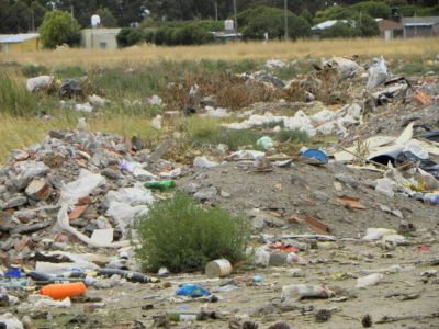 Buscan fondos para resolver el problema del basural a cielo abierto de San Blas