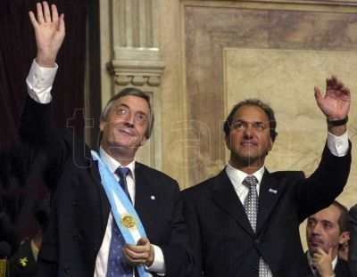 Recuerdan a Néstor Kirchner a 18 años de su asunción presidencial