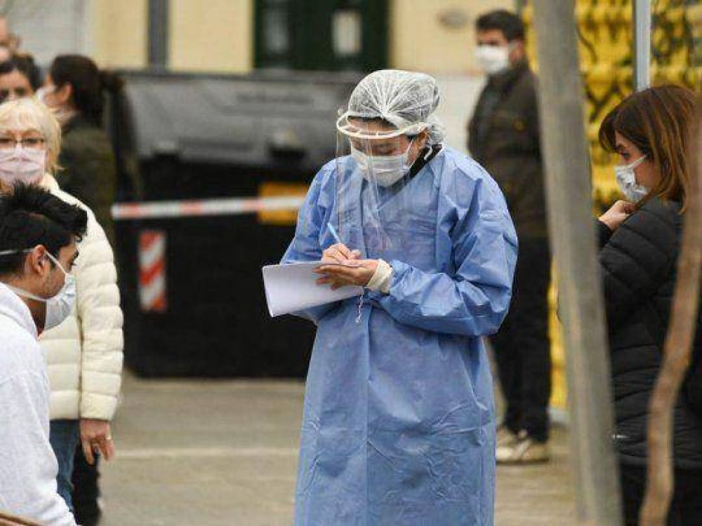 COVID-19: Reportan 12 muertos y 689 nuevos infectados en Santiago