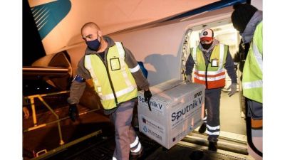 Compromiso de vacunaci�n a mar�timos, fluviales y portuarios desactiva el paro de gremios
