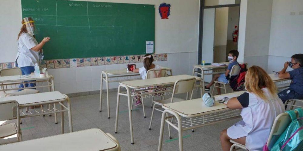 Docentes bonaerenses lanzan campaa para destacar que las escuelas siguen abiertas