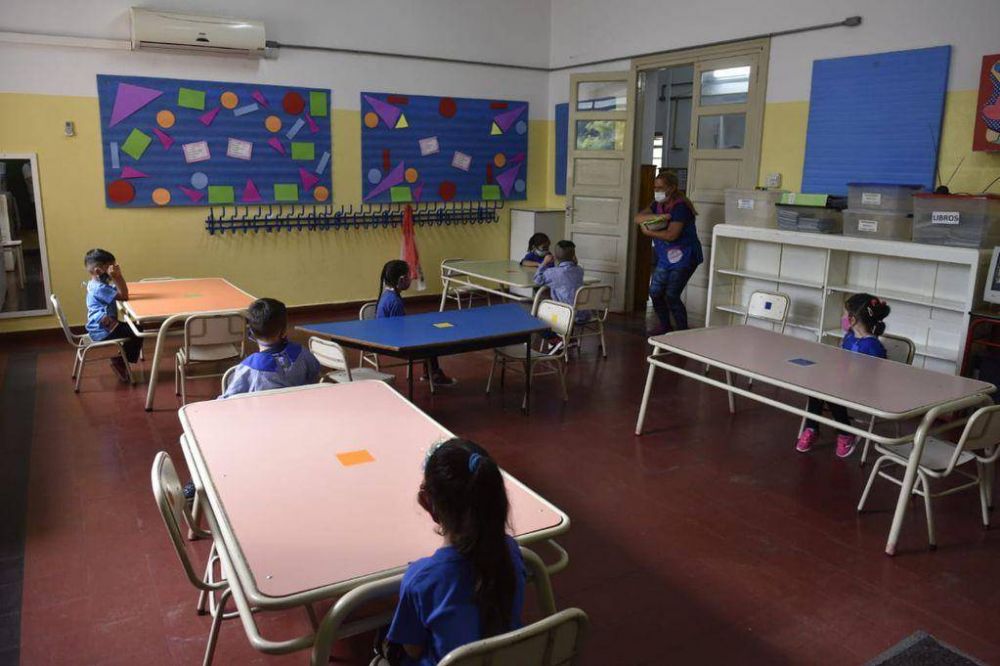 Gremios docentes rechazan el retorno a la presencialidad en Crdoba