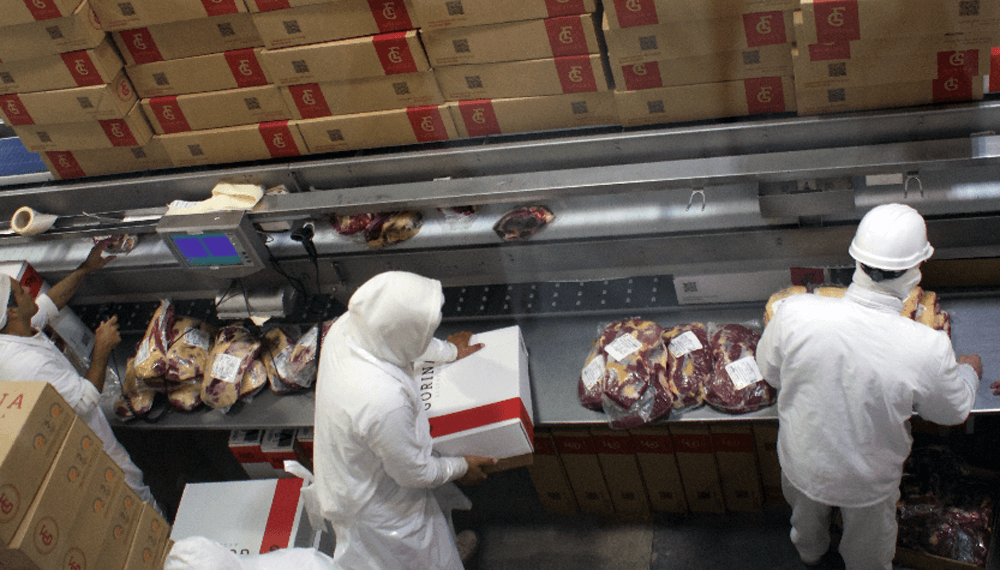 Frigorficos recuperados apoyaron el cierre de exportaciones de carne por el aumento de precios