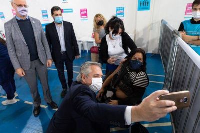 Alberto Fern�ndez inaugura el tono electoral: las vacunas y el fin del �discurso del fracaso�
