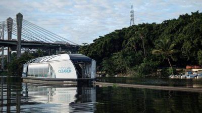The Coca-Cola Company y The Ocean Cleanup se unen contra la contaminaci�n de pl�stico en oc�anos y r�os en el mundo