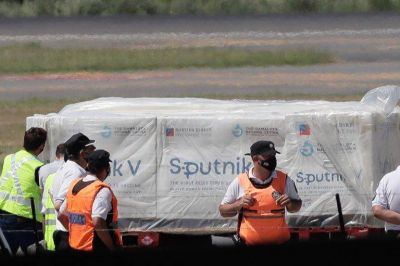 Crece la tensi�n pol�tica por las vacunas: el Gobierno suma contradicciones, fuerza datos y busca disimular internas