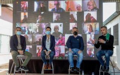 Hurlingham: Zabaleta, Larroque, Volnovich y Rodr�guez, participaron de la firma de convenio para refaccionar los centros de jubilados