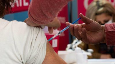 Efecto de la vacunaci�n contra el COVID-19: se salvan 450 vidas por d�a