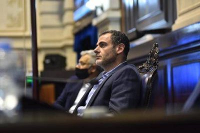 Urreli pidi� que los Municipios puedan tener intervenci�n en la vacunaci�n