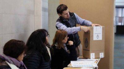 Elecciones 2021: la pandemia obliga a una partida extra en el presupuesto, pero costar�n menos que en 2017