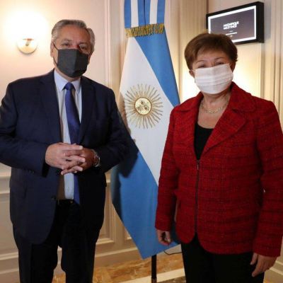 Los mercados apuestan a una elecci�n pareja en noviembre y no descartan la posibilidad de un default con el FMI