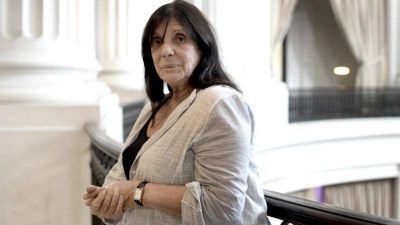 Teresa Garc�a: �La adquisici�n de vacunas de la India tiene un profundo car�cter solidario�