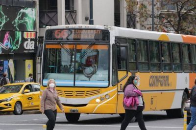 Contin�a el paro de transporte de UTA en C�rdoba