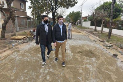 Thea recorri� obras de infraestructura en Merlo