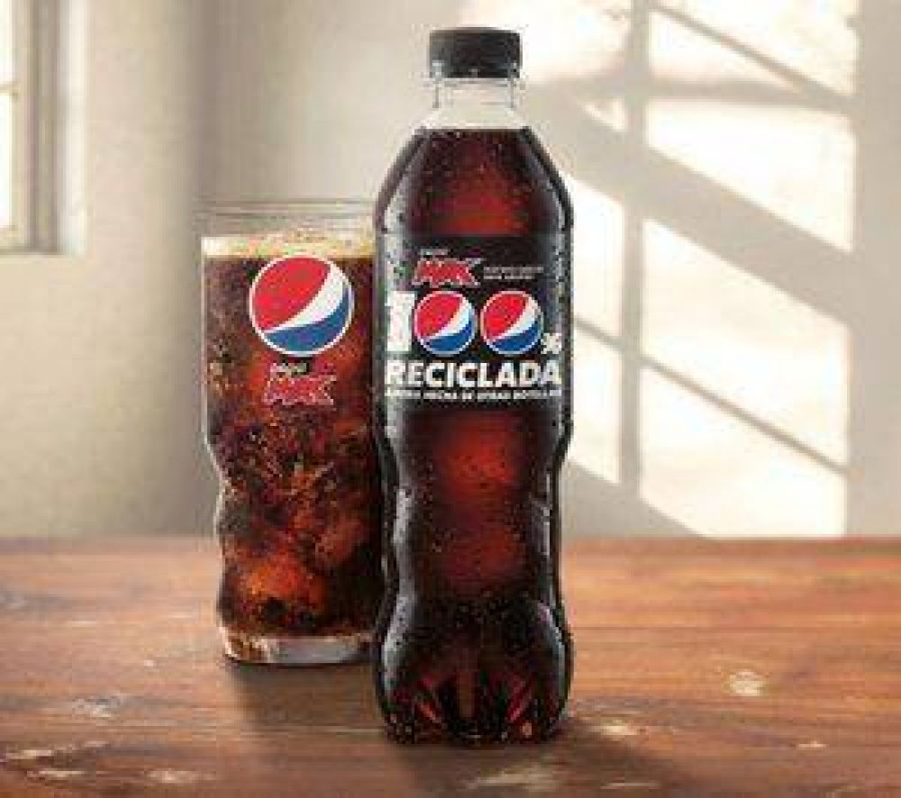 Toda la gama Pepsi se envasa ya en plstico 100% reciclado