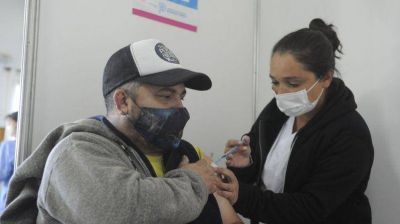 En Echeverr�a ya se aplicaron m�s de 100 mil vacunas contra el COVID