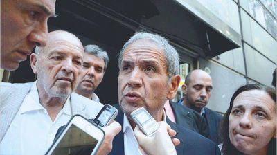 Bancarios adelantan la revisi�n de su paritaria y otros gremios van por subas de m�s de 40%