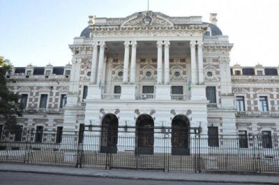 Suspenden elecciones en entidades profesionales bonaerenses