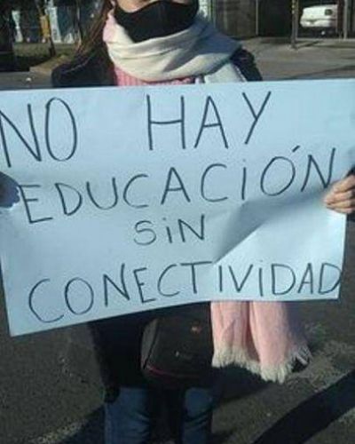 Movimientos sociales reclamaron en el Consejo Escolar vacunas y conectividad en los barrios