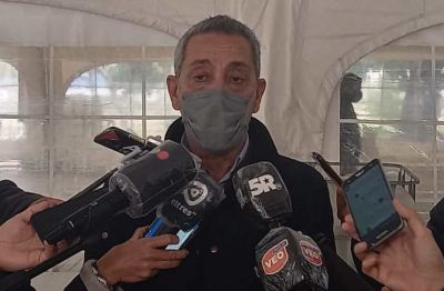 Eval�an incorporar m�s centros de vacunaci�n en la ciudad de Santa Fe