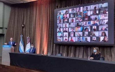 Banco de la Gente: Schiaretti relanz� una l�nea de cr�ditos de 20 mil pesos