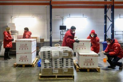 Vacunaci�n: llegar� al pa�s casi un mill�n de dosis de AstraZeneca