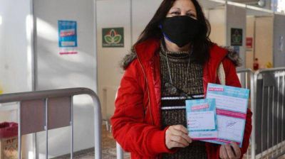 En Esteban Echeverr�a ya se aplicaron m�s de 117 mil dosis contra el coronavirus