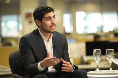 �Una pavada�: Facundo Moyano habl� sobre las botellas escondidas en una reuni�n sindical