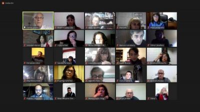 Goll�n y Oterm�n se reunieron con concejales en el Foro Legislativo de Todos