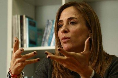 Tolosa Paz pidió sumar mujeres a la “mesa de los lunes” del Frente de Todos