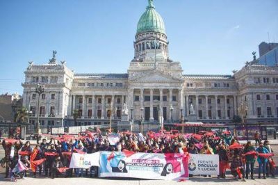 Presentaron el proyecto de ley del cupo trans en la Legislatura de Córdoba