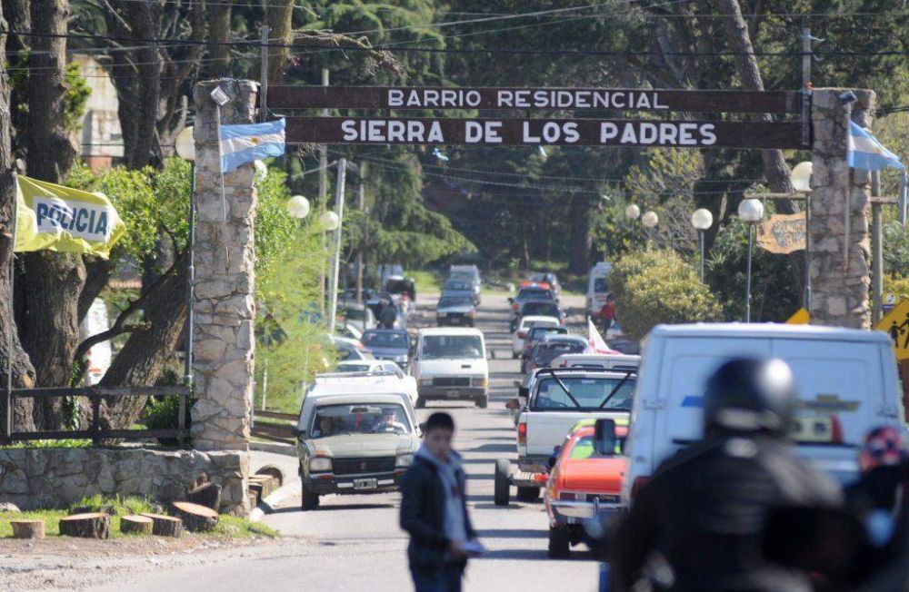 Vecinos de Sierra de los Padres piden la conexi�n a la red de gas natural