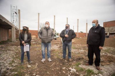 Se reactiv� la obra del Polideportivo en Santa Clara del Mar