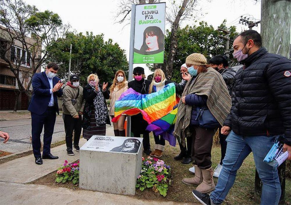 En el Día Internacional del Orgullo Gay, Chornobroff y Sierra homenajearon a Claudia Pía Baudracco