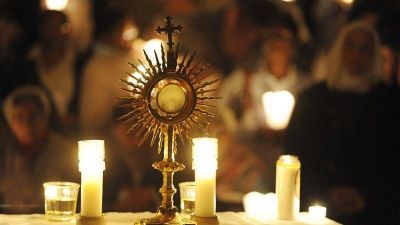 Convocan a participar en 1� concurso de Arte Sacro sobre la Eucarist�a en Argentina