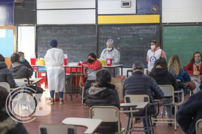En el primer d�a de vacunaci�n libre ampliada, fue r�cord la cantidad de aplicaciones en Mar del Plata