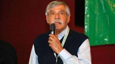 Una plaza en Salto homenajea a Luis Bernab� Mor�n