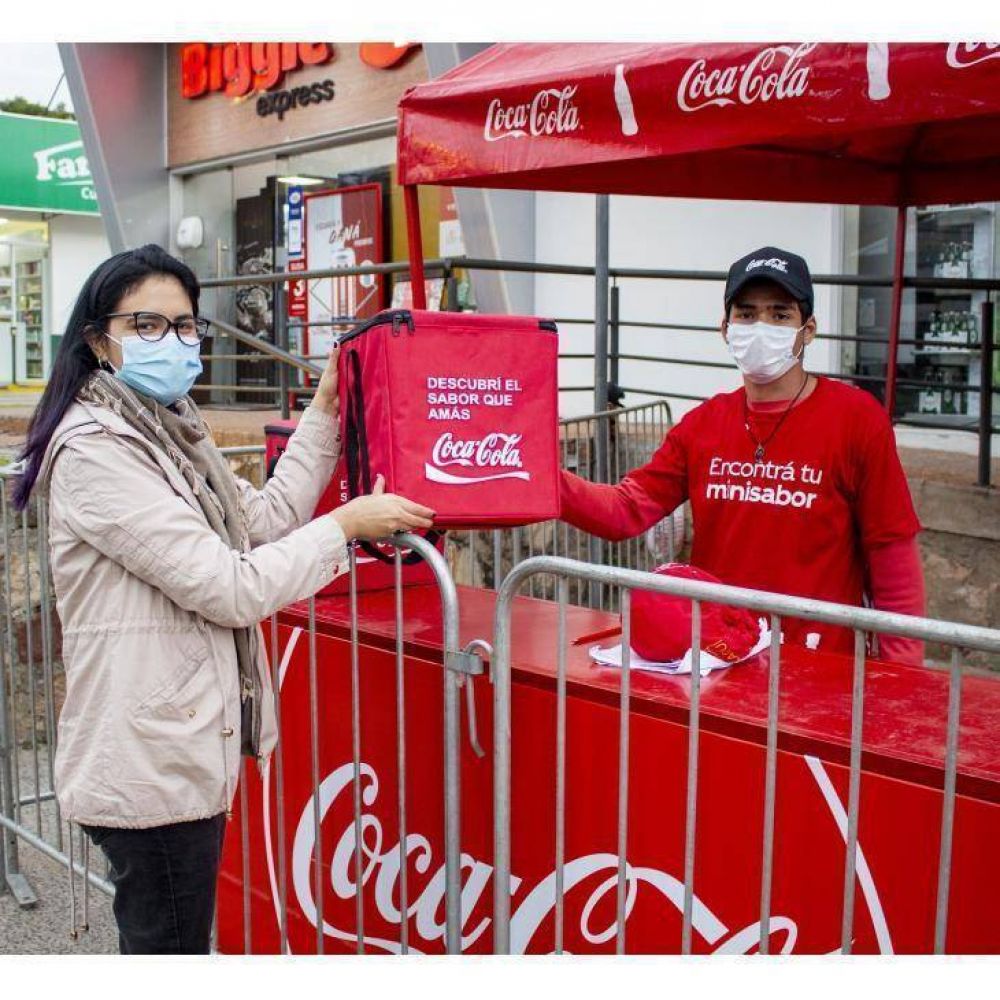 Coca-Cola refresca a usuarios de MUV durante sus viajes