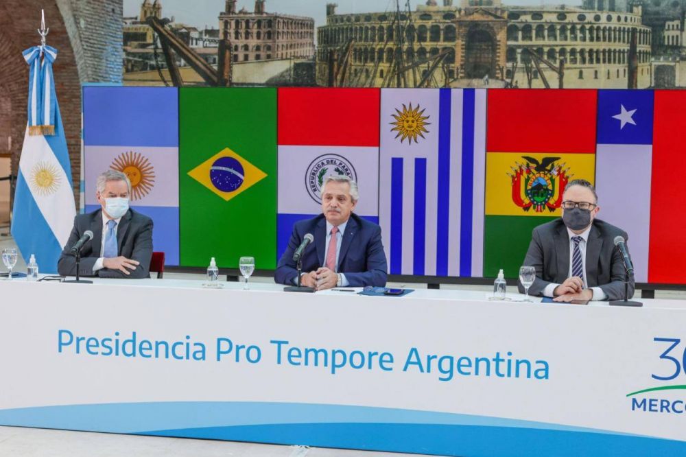 Mercosur, tensin y otro dolor de cabeza para Alberto: Lacalle Pou desatendi su advertencia, amenaz con romper el bloque y Bolsonaro lo aval