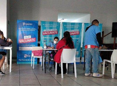 La provincia de Buenos Aires vacuna este 9 y 10 julio en 100 postas itinerantes y clubes de barrio